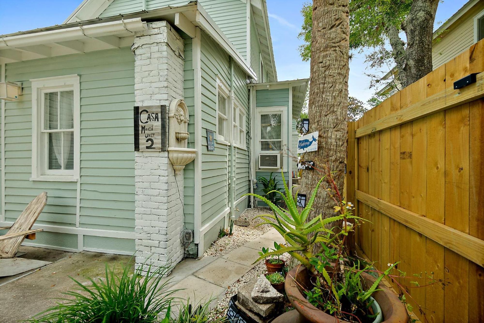 Casa Maria 2- Charming, Quaint Apt Next To Everything Downtown! Сейнт-Огастін Екстер'єр фото